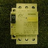 SIEMENS MANUAL MOTOR CONTROL 3VU1300-1MM00 25A 600V 3PHASE